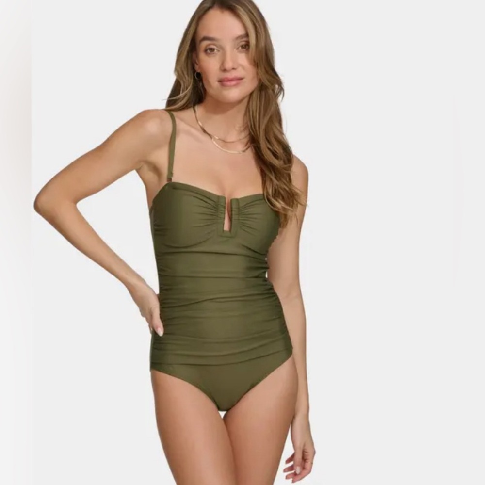 DKNY
Women's Moss Green Ruched One-Piece Swimsuit (small)